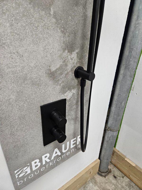 Brauer Black edition hoofddouche 20 cm met wandarm en glijstang (showroom model) - Afbeelding 3